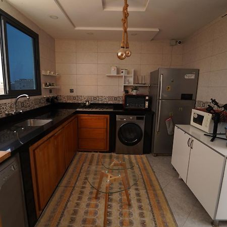 Waves Hunter Surf House Bed and Breakfast Agadir Eksteriør billede