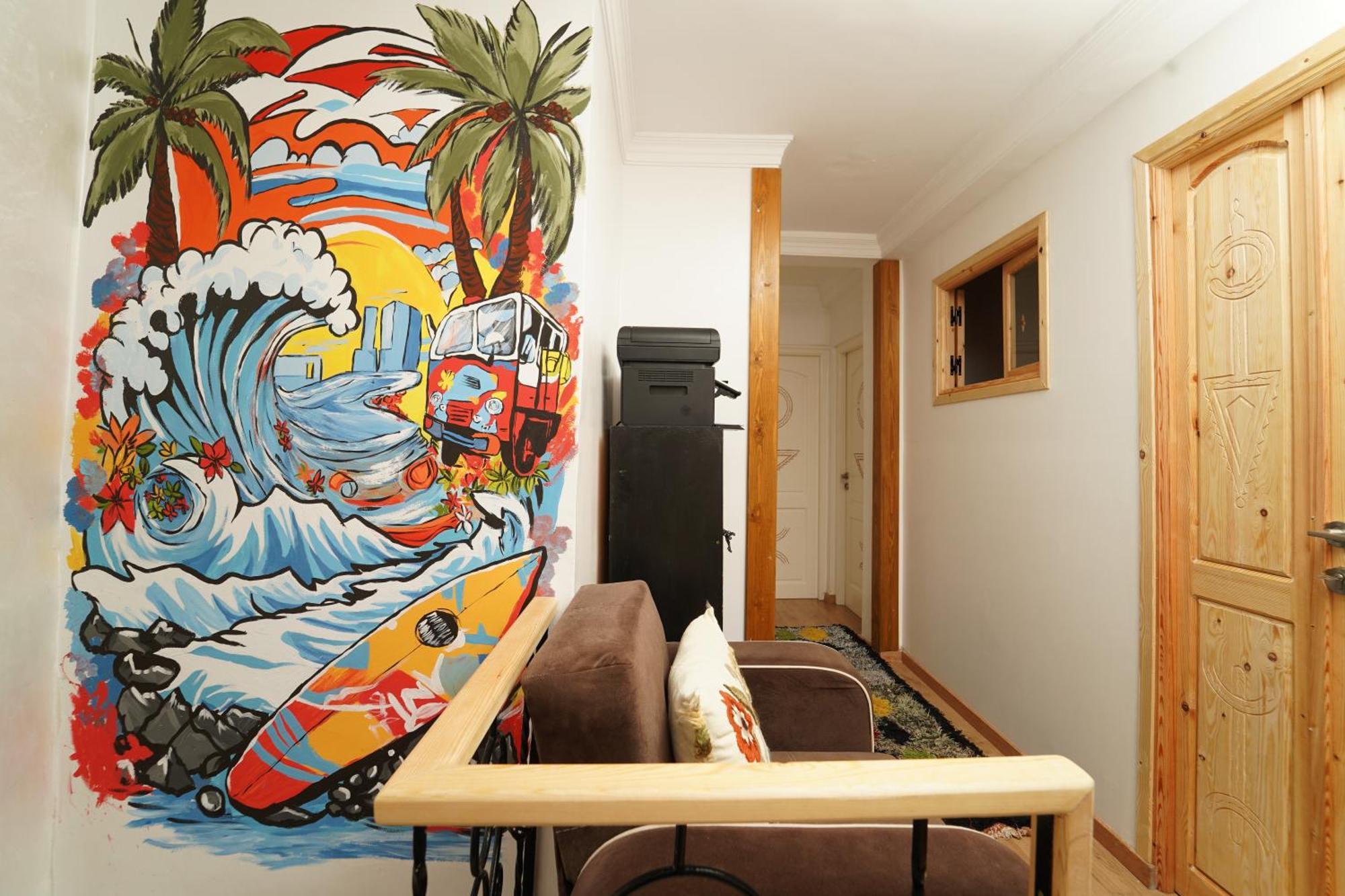 Waves Hunter Surf House Bed and Breakfast Agadir Eksteriør billede
