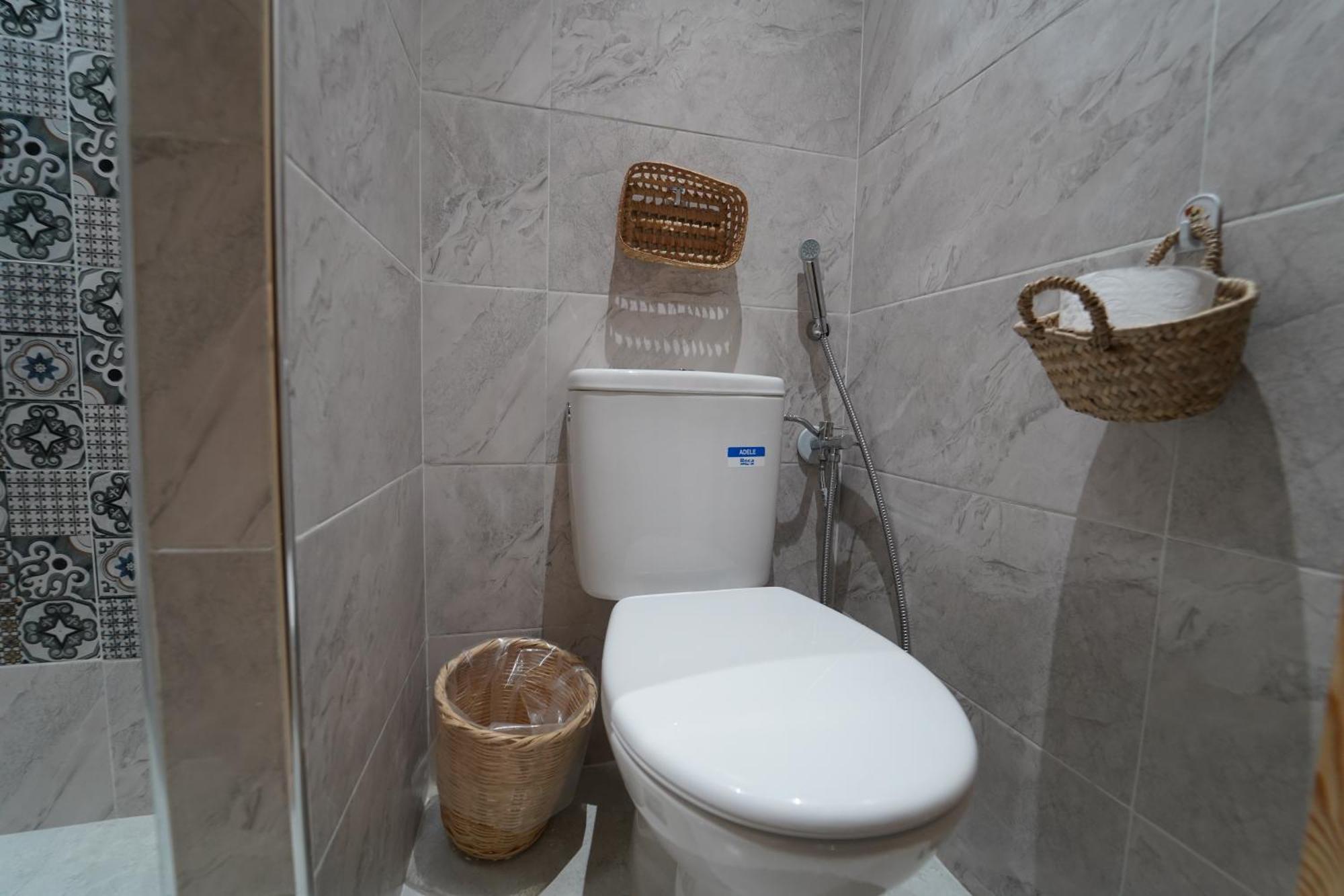 Waves Hunter Surf House Bed and Breakfast Agadir Eksteriør billede