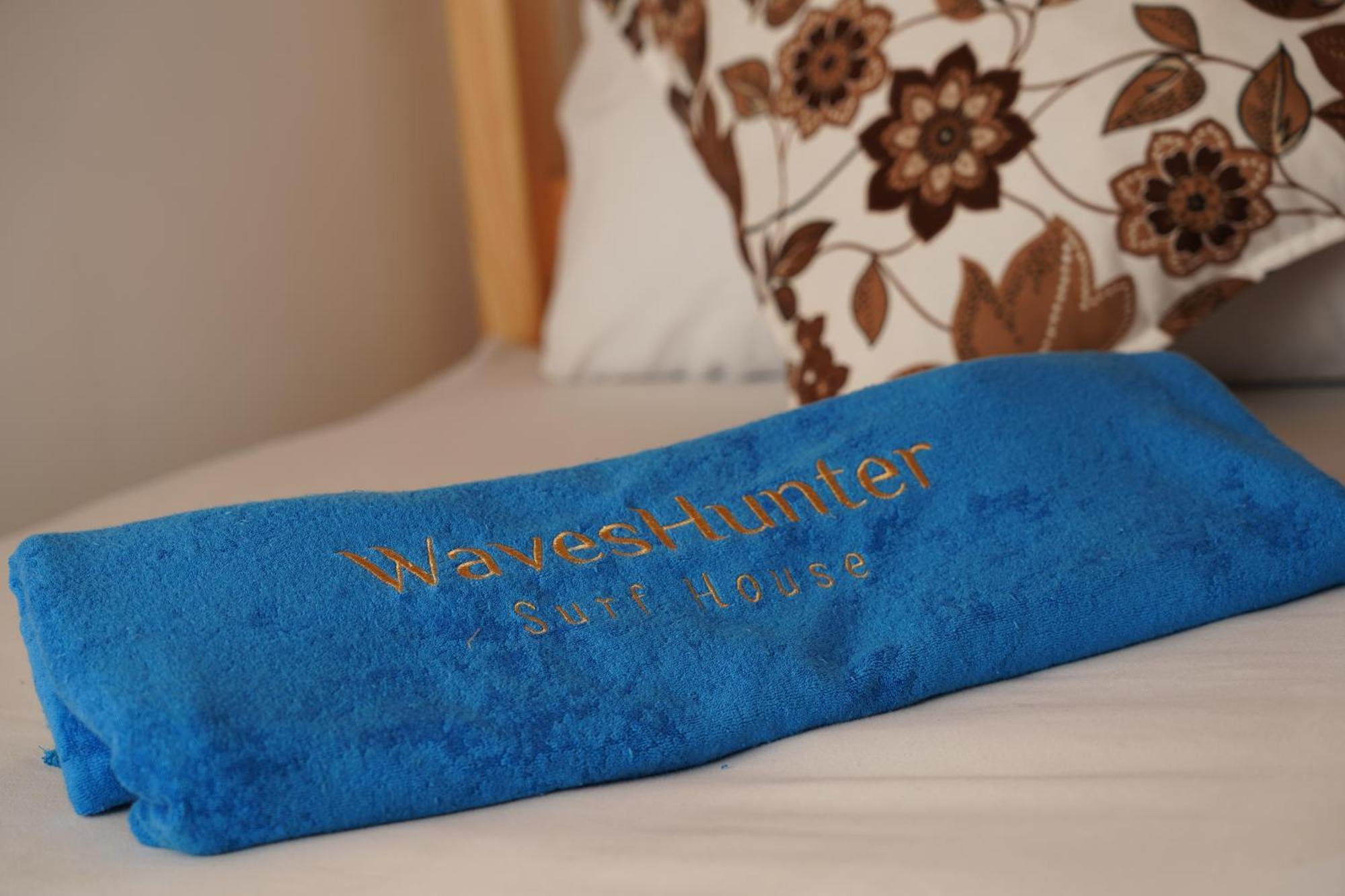 Waves Hunter Surf House Bed and Breakfast Agadir Eksteriør billede